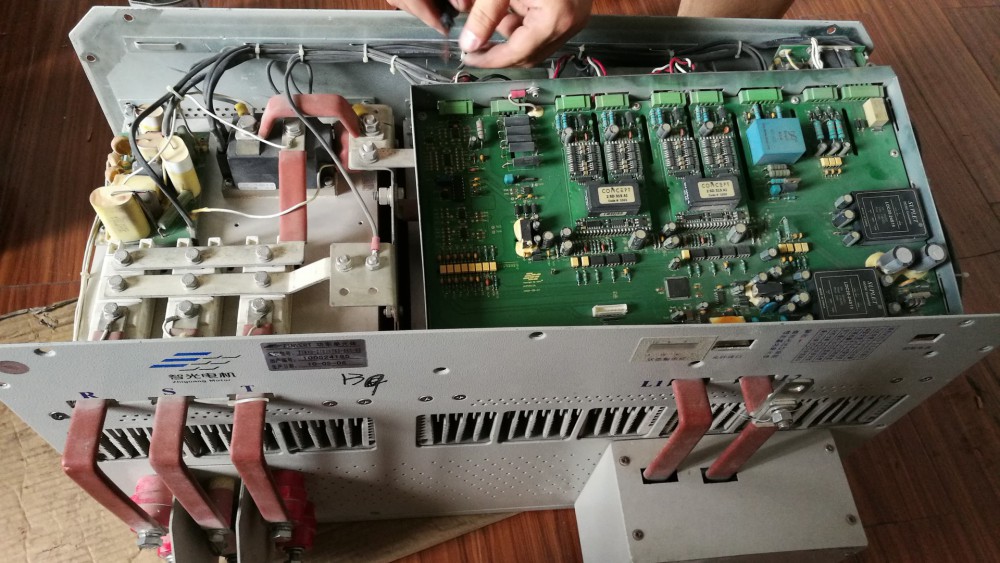 智光高压变频器维修